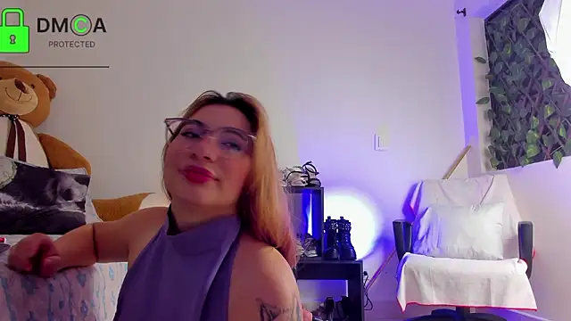 Snapshot of kathryn07 chatting on February 2026 02:04:02 AM kathryn07 online show from February 2026 02:04:02 AM