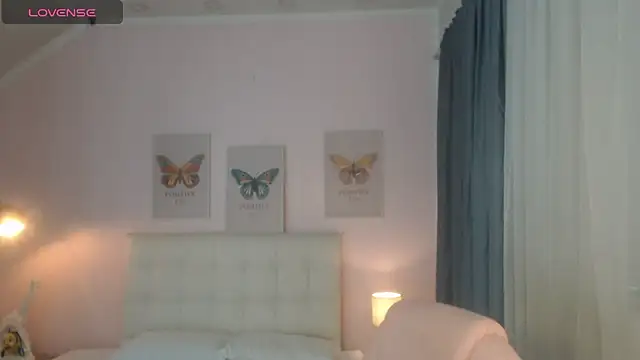 Snapshot of liss_black chatting on February 2025 12:37:02 PM liss black online show from February 2025 12:37:02 PM