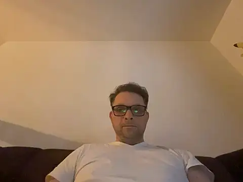 Snapshot of Perry_devot chatting on February 2025 06:38:01 PM Perry devot online show from February 2025 06:38:01 PM