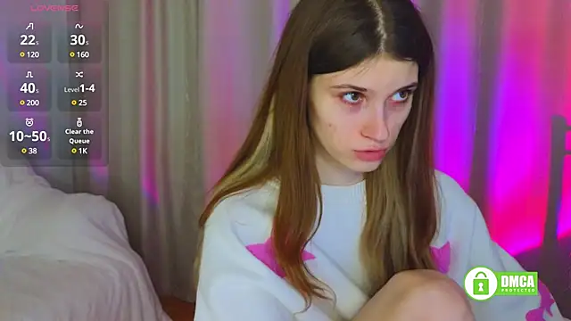 Hello Vivienne online show from March 2025 04:12:01 PM