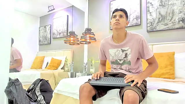 kieran derek online show from October 2025 03:17:02 AM