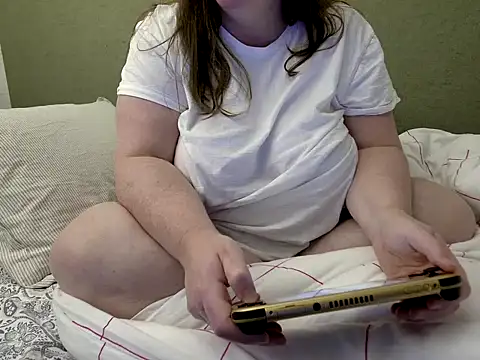 MarthaBriest online show from November 2025 04:47:01 AM