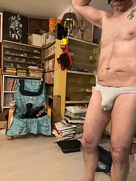 Snapshot of lucboyslam chatting on February 2025 03:34:02 AM lucboyslam online show from February 2025 03:34:02 AM