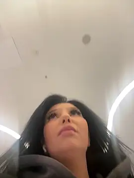 Tisha Busty online show from December 2024 01:44:01 PM