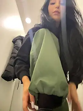 Tisha Busty online show from December 2024 02:54:01 PM