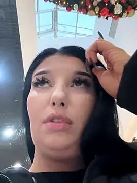 Tisha Busty online show from December 2025 12:43:01 PM