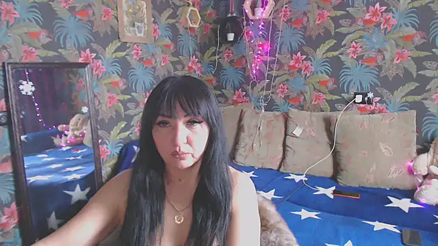 Snapshot of SusanLaNice chatting on February 2025 08:13:02 AM SusanLaNice online show from February 2025 08:13:02 AM