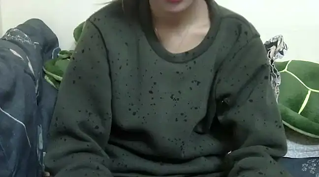 Snapshot of Tiny_lusty chatting on January 2025 01:19:01 PM Tiny lusty online show from January 2025 01:19:01 PM