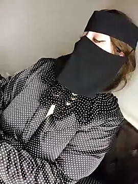 Snapshot of -Arab_milf- chatting on January 2025 10:37:01 AM -Arab milf- online show from January 2025 10:37:01 AM