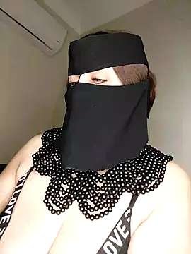 Snapshot of -Arab_milf- chatting on January 2025 02:30:02 PM -Arab milf- online show from January 2025 02:30:02 PM