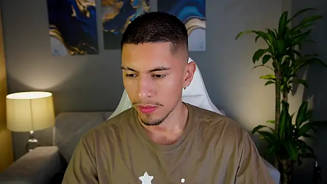 Aaronfox x online show from January 2025 11:13:01 PM