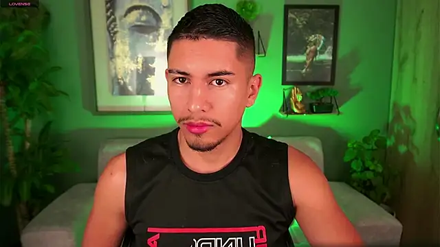 Aaronfox x online show from March 2025 08:18:01 AM