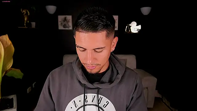 Aaronfox x online show from September 2025 12:05:02 PM