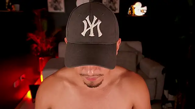 Aaronfox x online show from October 2025 01:00:02 AM