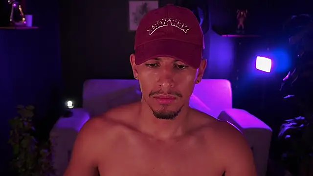 Aaronfox x online show from November 2025 11:53:02 AM