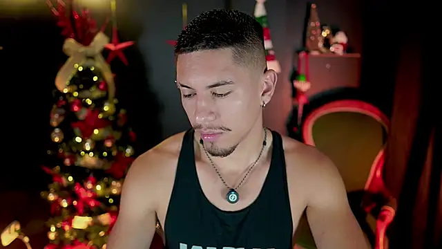 Aaronfox x online show from December 2025 11:25:02 AM