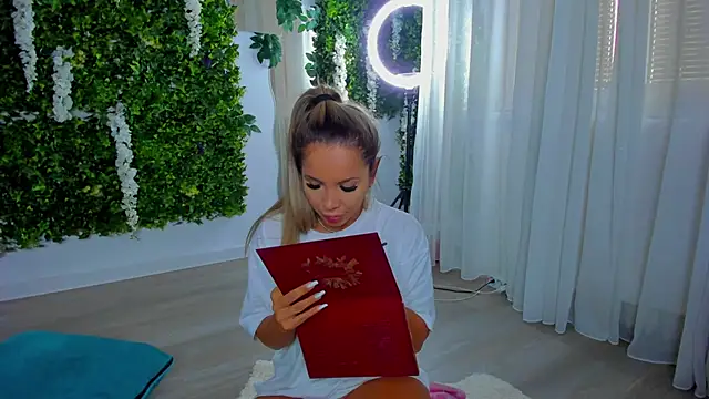 VivienCarter online show from September 2025 07:30:01 AM