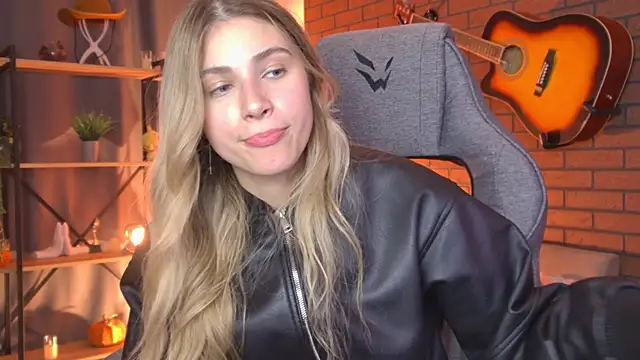 EllieCutes online show from June 2026 10:15:01 AM