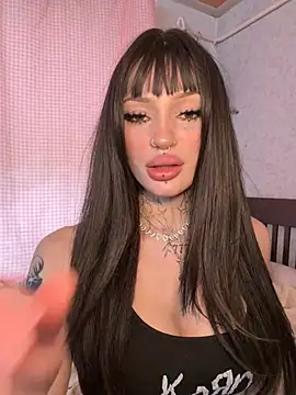 madelinexx online show from July 2026 01:02:02 PM