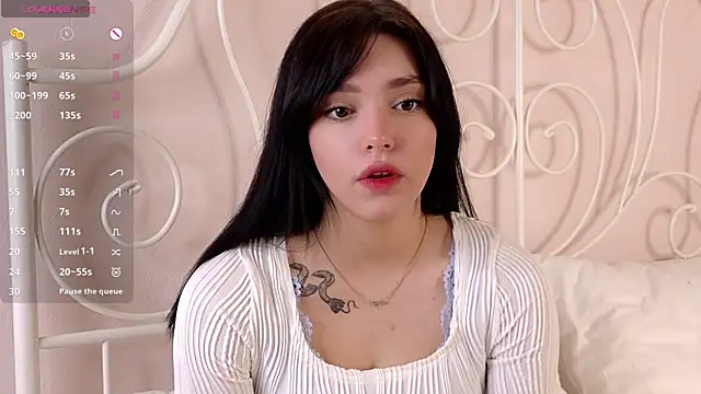 Snapshot of WildaBendell chatting on March 2025 11:03:01 AM WildaBendell online show from March 2025 11:03:01 AM