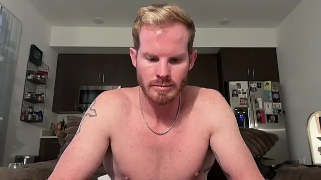 Snapshot of crossfitterguy87 chatting on January 2026 10:57:01 PM crossfitterguy87 online show from January 2026 10:57:01 PM