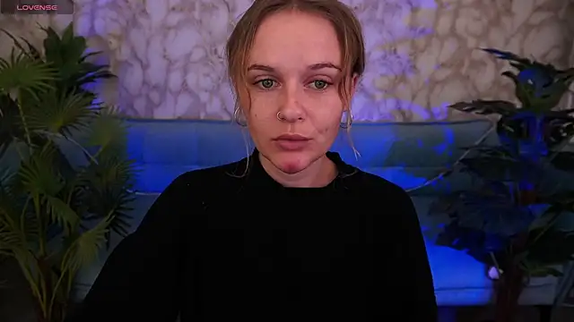 MaribelRiverr  online show from October 2025 05:39:02 AM