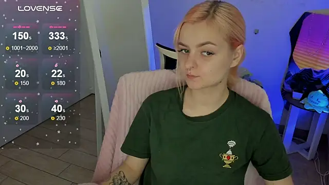 Fire Bestie online show from September 2025 12:51:01 PM