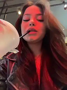 Chloe  Moon online show from April 2026 01:06:02 PM