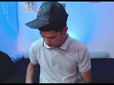 tylor boy online show from June 2026 11:00:01 PM