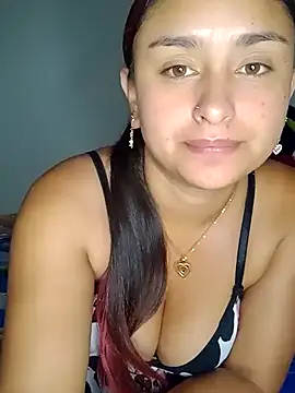 Snapshot of sariitha_sw chatting on February 2025 02:16:02 AM sariitha sw online show from February 2025 02:16:02 AM