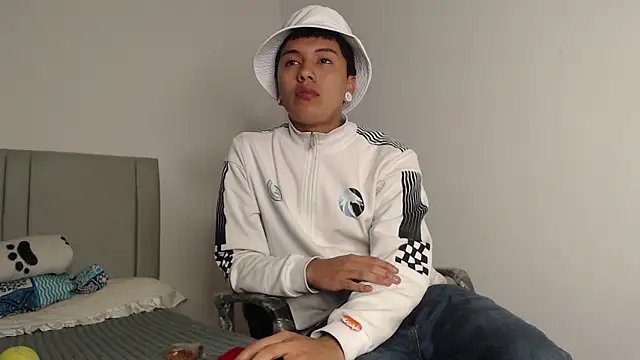 alex-lover online show from March 2026 03:12:02 AM