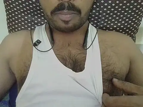 Snapshot of ballandnuts chatting on February 2026 03:42:02 PM ballandnuts online show from February 2026 03:42:02 PM