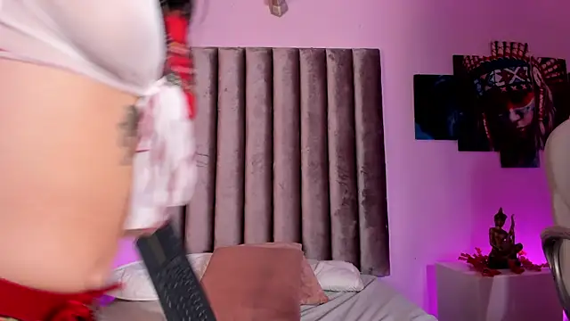 Isabella Flowers online show from April 2026 04:12:01 AM