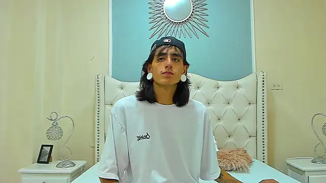 Matthew Dixonn online show from December 2024 06:15:02 AM