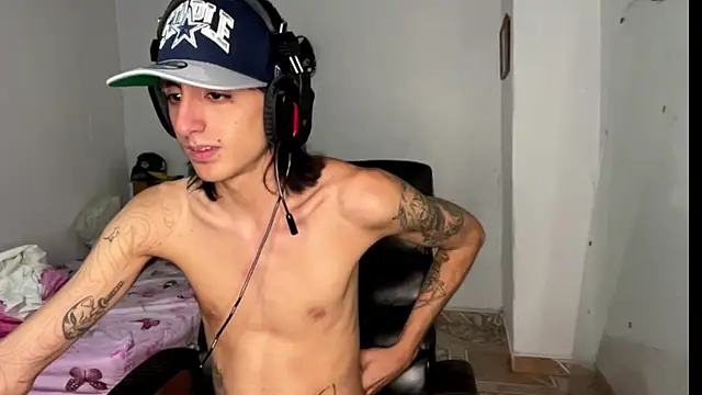 Matthew Dixonn online show from February 2025 04:59:02 AM