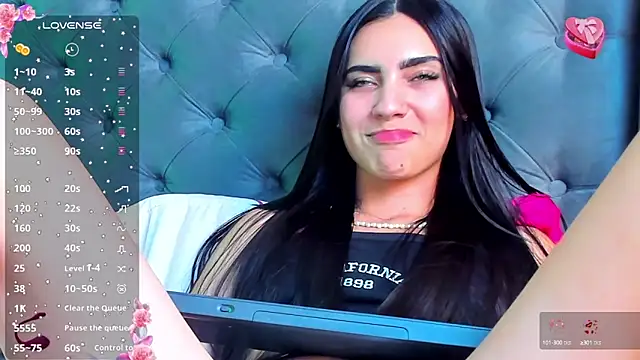 Snapshot of IsaValencia chatting on January 2025 05:30:02 AM IsaValencia online show from January 2025 05:30:02 AM