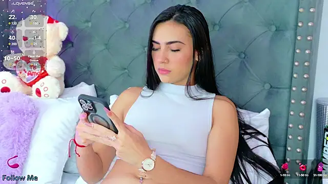 Snapshot of IsaValencia chatting on February 2025 07:54:01 PM IsaValencia online show from February 2025 07:54:01 PM