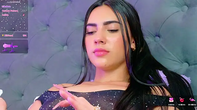 Snapshot of IsaValencia chatting on February 2025 09:55:02 AM IsaValencia online show from February 2025 09:55:02 AM