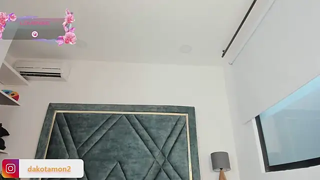 Dakota Mon online show from March 2025 10:59:01 PM