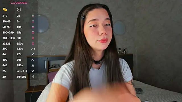 Snapshot of Butterflys1268 chatting on June 2026 03:11:02 AM Butterflys1268 online show from June 2026 03:11:02 AM