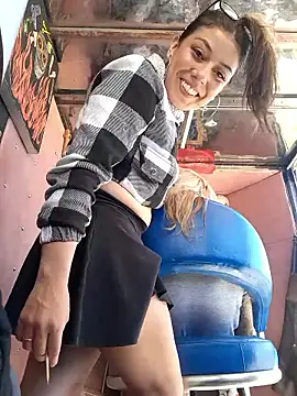 Snapshot of Sweel_Leyva18 chatting on June 2026 06:28:02 PM Sweel Leyva18 online show from June 2026 06:28:02 PM