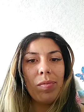 Snapshot of Sweel_Leyva18 chatting on June 2026 06:45:02 PM Sweel Leyva18 online show from June 2026 06:45:02 PM
