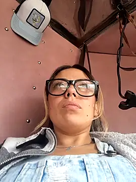 Snapshot of Sweel_Leyva18 chatting on June 2026 08:24:01 PM Sweel Leyva18 online show from June 2026 08:24:01 PM