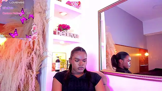 CamiEstrada online show from February 2025 01:40:01 AM