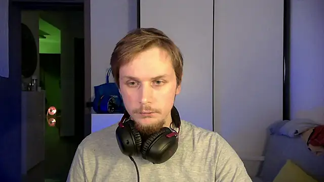 Snapshot of kotealex chatting on January 2026 04:12:02 PM kotealex online show from January 2026 04:12:02 PM