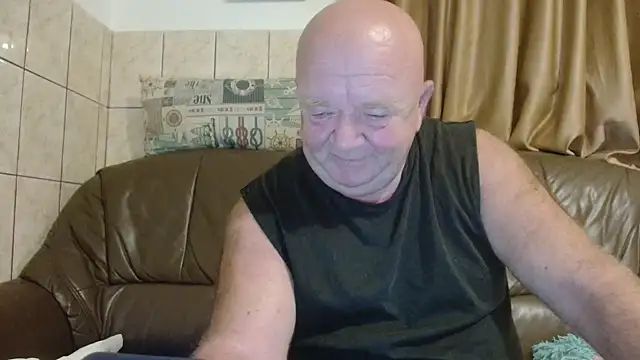 fullballs6 online show from October 2025 01:56:01 AM