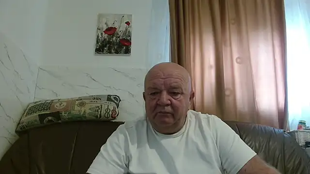 fullballs6 online show from November 2025 08:05:01 AM