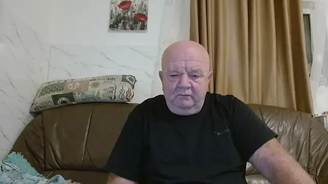 fullballs6 online show from December 2025 03:01:01 AM