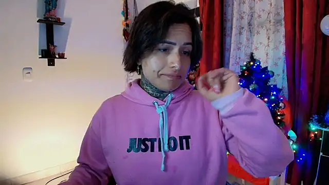 TinnaDawsom online show from December 2024 02:02:02 AM