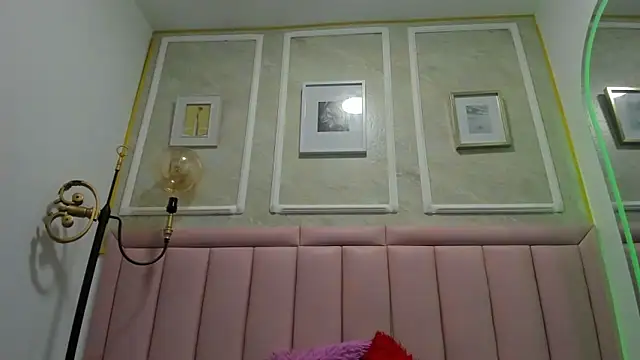 Ambber moon online show from November 2025 03:30:01 AM